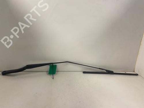 front-windshield-wiper-arm-renault-trafic-iii-van-fg_-2014-34218723 main image