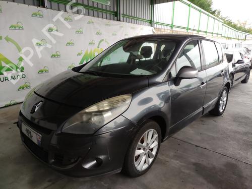 Used Fuse box Fuse box RENAULT SCÉNIC III (JZ0/1_) 2.0 dCi (JZ0Y, JZ26) (150 hp) 33594092 33594092