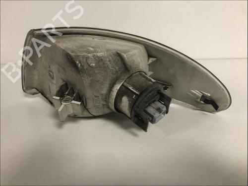 Used Right front indicator Right front indicator FORD MONDEO I (GBP) 1.8 i 16V (115 hp) 33582654 33582654