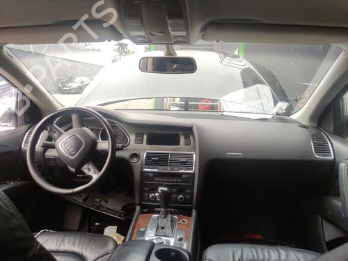 Instrumentbord Instrumentbord AUDI Q7 (4LB) 3.0 TDI quattro (233 hp) 34480384 34480384