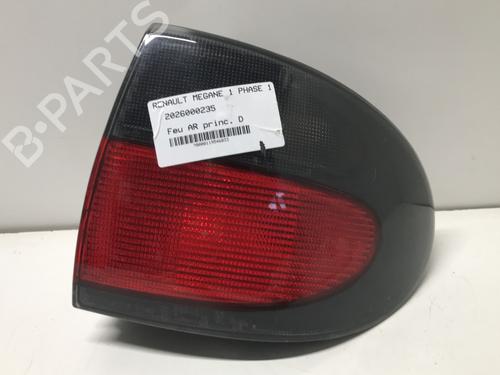Used Right taillight Right taillight RENAULT MEGANE I Classic (LA0/1_) 1.6 e (LA0F, LA0S) (90 hp) 33599929 33599929
