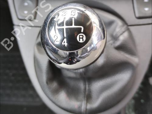 Used Gear lever Gear lever FIAT 500 (312_) 1.3 D Multijet (312AXB1A) (75 hp) 33576349 33576349