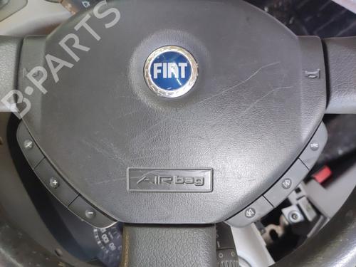 Used Driver airbag Driver airbag FIAT PANDA (169_) 1.3 D Multijet (169.AXC1A) (70 hp) 35910486 35910486