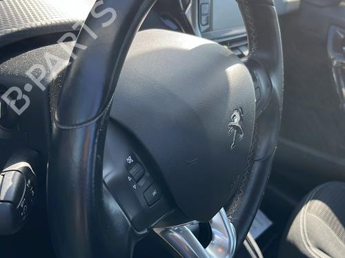 Used Steering wheel Steering wheel PEUGEOT 208 I (CA_, CC_) 1.2 THP 110 (110 hp) 33631804 33631804
