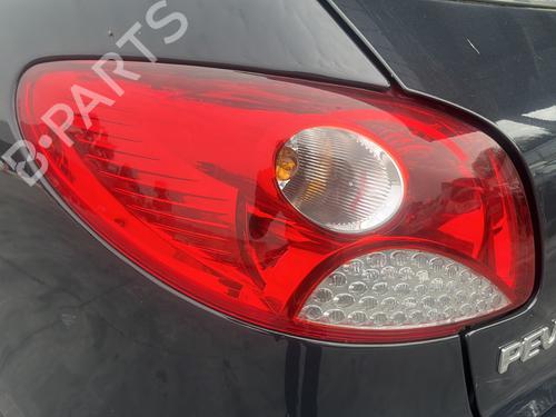 left-taillight-peugeot-206-2l_-2m_-2009-2010-2011-2012-2013-33604354 main image