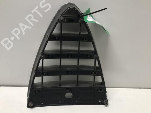 Grill Grill ALFA ROMEO 147 (937_) 1.9 JTDM 8V (937.AXD1A, 937.AXU1A, 937.BXU1A) (120 hp) 33590195 33590195