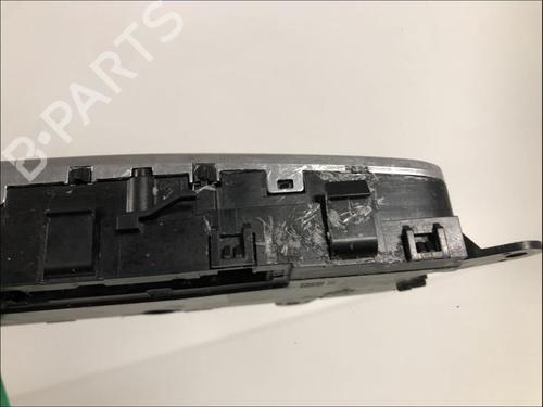 Used Switch Switch MERCEDES-BENZ V-CLASS (W447) V 220 CDI / d (447.811, 447.813, 447.815) (163 hp) 33588115 33588115