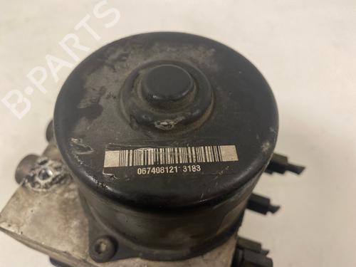 ABS Bremseaggregat ABS Bremseaggregat TOYOTA AVENSIS Estate (_T22_) 1.6 i (AT220_, AT220R) (101 hp) 34375542 34375542