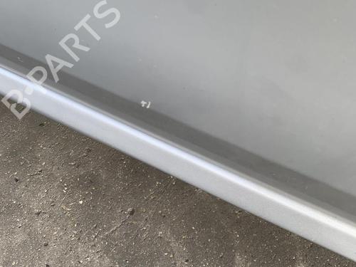 Used Left front door Left front door 33603252 33603252