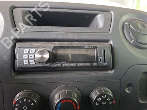 andre-renault-master-iii-van-fv-2010-36247778 main image