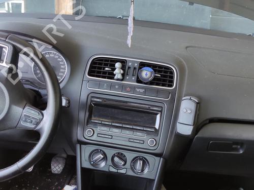 Instrumentbræt Instrumentbræt VW POLO V (6R1, 6C1) 1.6 TDI (90 hp) 33591756 33591756