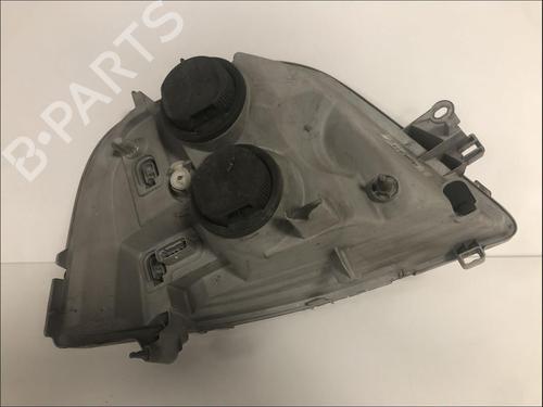 Used Left headlight Left headlight RENAULT MASTER II Platform/Chassis (ED/HD/UD) 2.5 dCi 100 (ED4V, ED8V, ED0U, ED0V, ED8U, HD0U, HD0V,... (99 hp) 35908454 35908454