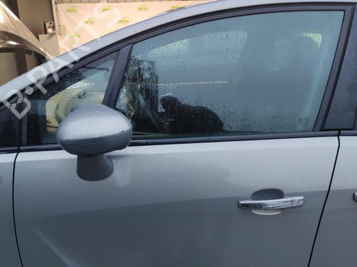 left-front-door-opel-meriva-b-mpv-s10-2010-2011-2012-2013-2014-2015-2016-2017-33597398 main image