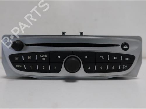 Used Radio Radio RENAULT MEGANE III Hatchback (BZ0/1_, B3_) 1.5 dCi (BZ09, BZ0D, BZ1W, BZ29, BZ14) (110 hp) 33577656 33577656