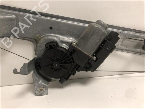 Used Front right window mechanism Front right window mechanism RENAULT SCÉNIC II (JM0/1_) 1.9 dCi (125 hp) 33578289 33578289