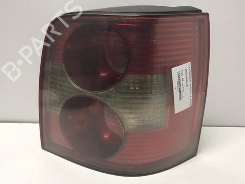 Used Right taillight Right taillight VW PASSAT B5.5 Variant (3B6) 1.9 TDI (130 hp) 33601030 33601030