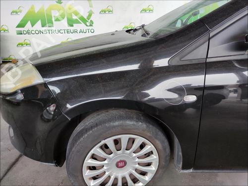 Guarda-lamas esquerdo Guarda-lamas esquerdo FIAT BRAVO II (198_) 1.6 D Multijet (198AXH1B) (105 hp) 35906716 35906716