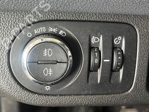 switch-opel-meriva-b-mpv-s10-2010-2011-2012-2013-2014-2015-2016-2017-36581803 main image
