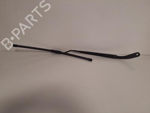 Used Front windshield wiper arm Front windshield wiper arm 36048002 36048002