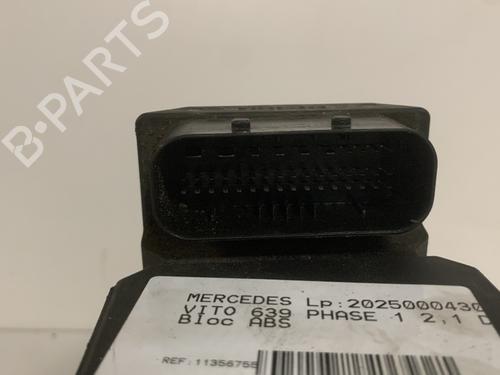 Used ABS pump ABS pump MERCEDES-BENZ VITO Bus (W639) 111 CDI (639.701, 639.703, 639.705) (109 hp) 33594512 33594512