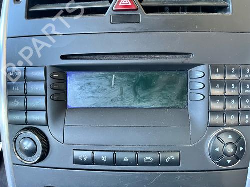 Used Radio Radio MERCEDES-BENZ B-CLASS Sports Tourer (W245) B 180 CDI (245.207) (109 hp) 35915916 35915916