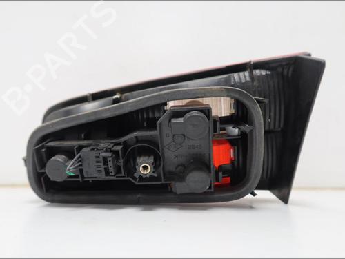 Used Left tailgate light Left tailgate light RENAULT LAGUNA II (BG0/1_) [2001-2007] 33577415 33577415