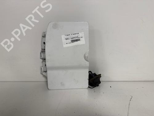 Used Fuel flap Fuel flap 38473452 38473452