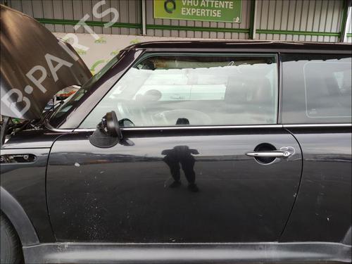 left-front-door-mini-mini-r50-r53-2001-2002-2003-2004-2005-2006-33588354 main image