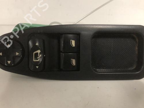 Used Right front window switch Right front window switch FIAT SCUDO Van (270_, 272_) 1.6 D Multijet (90 hp) 33597823 33597823
