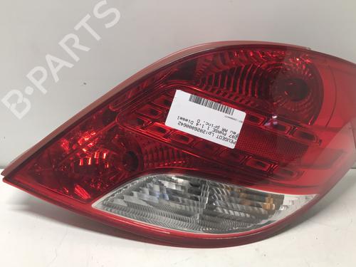 Used Right taillight Right taillight 33601443 33601443