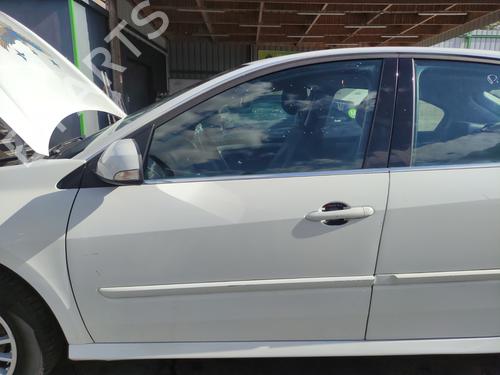 left-front-door-renault-laguna-iii-bt01-2007-2008-2009-2010-2011-2012-2013-2014-2015-33592786 main image
