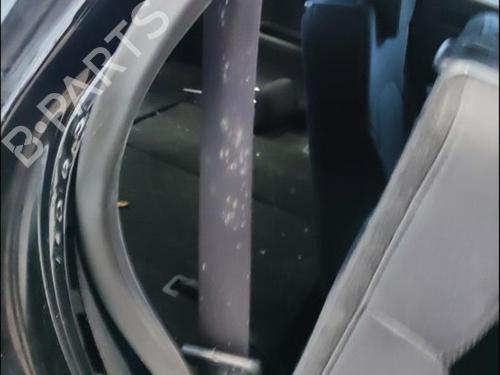 rear-right-seatbelt-kia-carens-iv-2013-35906845 main image