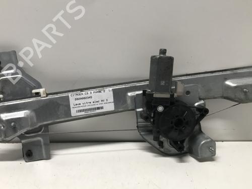Used Front right window mechanism Front right window mechanism CITROËN C3 III (SX) 1.5 BlueHDi 100 (SXYHYP, SXYHTU) (102 hp) 33590039 33590039