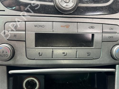 climate-control-ford-s-max-wa6-2006-2007-2008-2009-2010-2011-2012-2013-2014-35915583 main image