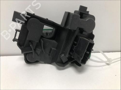 Portalamparas Portalamparas PEUGEOT 206 Hatchback (2A/C) 1.6 HDi 110 (109 hp) 33590665 33590665