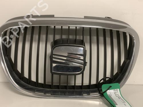 grille-seat-leon-1p1-2005-2006-2007-2008-2009-2010-2011-2012-2013-33594230 main image