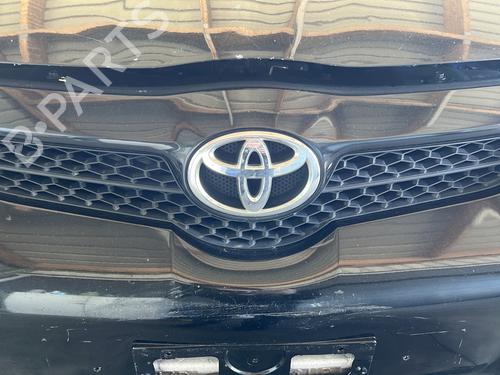 Grill Grill TOYOTA AURIS (_E15_) 2.0 D-4D (ADE150_, ADE150R) (126 hp) 35915524 35915524
