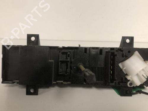 Used Climate control Climate control VW CRAFTER 30-50 Van (2E_) 2.5 TDI (136 hp) 33595583 33595583