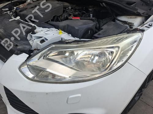Used Left headlight Left headlight FORD FOCUS III Turnier 2.0 TDCi (136 hp) 34108468 34108468