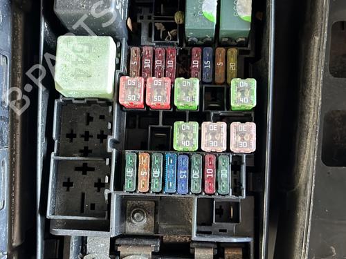 Used Fuse box Fuse box VW JETTA IV (162, 163, AV3, AV2) 2.0 TDI (110 hp) 33653344 33653344