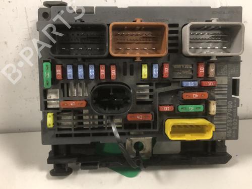 Used Fuse box Fuse box CITROËN C4 Picasso I MPV (UD_) [2006-2015] 33600401 33600401