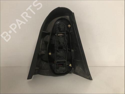 Used Left taillight Left taillight MERCEDES-BENZ A-CLASS (W168) A 160 (168.033, 168.133) (102 hp) 33581111 33581111