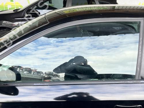 Dørrute ventre foran Dørrute ventre foran AUDI A3 (8P1) 1.9 TDI (105 hp) 35940185 35940185