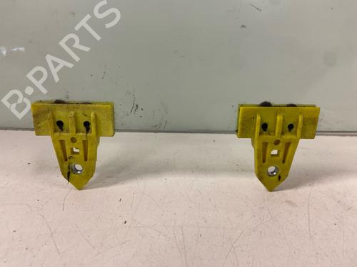 Dørrute venstre bak Dørrute venstre bak NISSAN QASHQAI I (J10, NJ10) 2.0 dCi (150 hp) 36287451 36287451