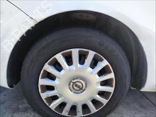 wheel-arch-opel-corsa-d-s07-2006-2007-2008-2009-2010-2011-2012-2013-2014-2015-35906790 main image