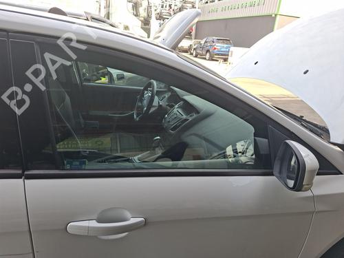Used Front right door window Front right door window FORD FOCUS III Turnier 2.0 TDCi (136 hp) 34227322 34227322