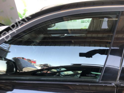 front-left-door-window-mercedes-benz-c-class-w204-2007-2008-2009-2010-2011-2012-2013-2014-2015-35914766 main image
