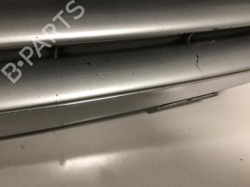 Used Grille Grille MERCEDES-BENZ C-CLASS Coupe (CL203) C 220 CDI (203.708) (150 hp) 33598591 33598591