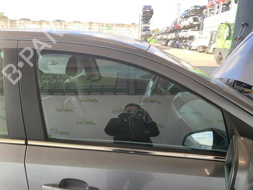front-right-door-window-opel-astra-h-a04-2004-2005-2006-2007-2008-2009-2010-2011-2012-2013-2014-35911286 main image