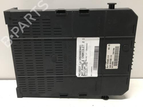 fuse-box-peugeot-307-cc-3b-2003-2004-2005-2006-2007-2008-2009-33588497 main image
